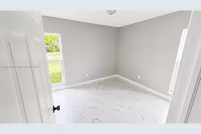 2954 NW 192nd Ter, Miami Gardens, FL 33056 - Photo 13