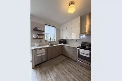 5420 NW 107th Ave #303, Doral, FL 33178 - Photo 23