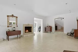 2535 Sunset Dr, Miami Beach, FL 33140 - Photo 13