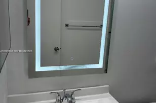 1294 Seagrape Cir, Weston, FL 33326 - Photo 15