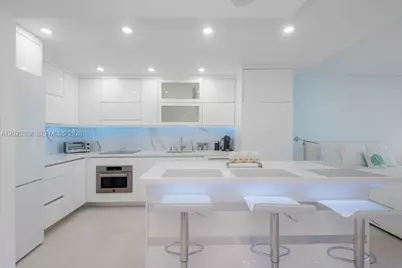 2301 Collins Ave #811, Miami Beach, FL 33139 - Photo 19