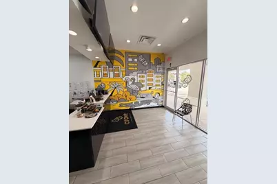 10730 NW 58 Street, Doral, FL 33178 - Photo 9