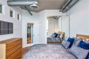 700 NE 25th St, Miami, FL 33137 - Photo 13