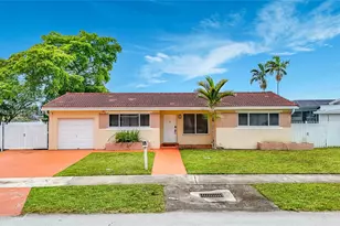 2501 NE 209th Terrace, Miami, FL 33180 - Photo 5