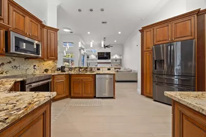 12123 NW 10th Mnr, Coral Springs, FL 33071 - Photo 7