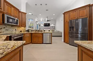 12123 NW 10th Manor, Coral Springs, FL 33071 - Photo 7