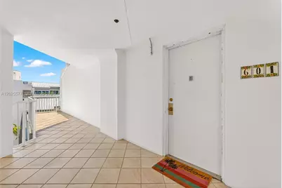 50 Ocean Lane Dr #PH601, Key Biscayne, FL 33149 - Photo 3