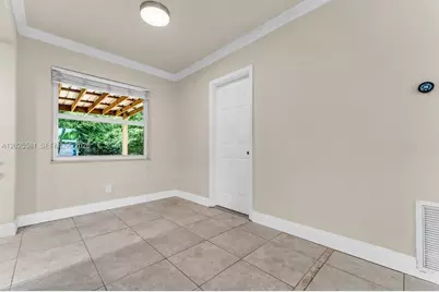 1210 S 24th Ter, Hollywood, FL 33020 - Photo 23