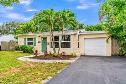 1210 S 24th Ter, Hollywood, FL 33020 - Photo 3