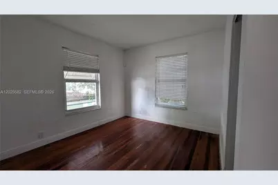 708 NE 4th St #2, Hallandale Beach, FL 33009 - Photo 11
