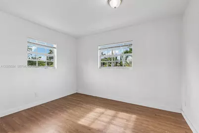 1045 NW 115th St, Miami, FL 33168 - Photo 13