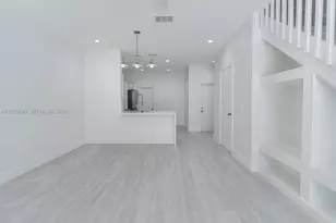 2098 Madeira Dr, Weston, FL 33327 - Photo 13
