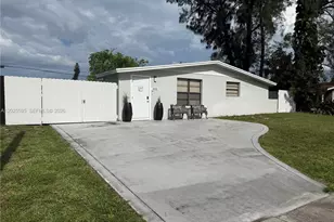 3900 SW 60th Ave, Davie, FL 33314 - Photo 3