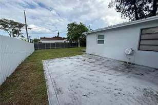 3900 SW 60th Ave, Davie, FL 33314 - Photo 5