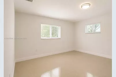 9421 SW 150th St, Miami, FL 33176 - Photo 17