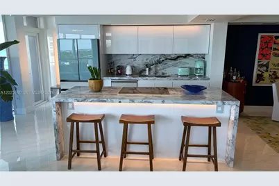6301 Collins Ave #1207, Miami Beach, FL 33141 - Photo 5