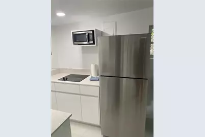 1710 Michigan Ave #Guest House, Miami Beach, FL 33139 - Photo 23