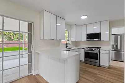 5726 Karen Dr, West Palm Beach, FL 33415 - Photo 11