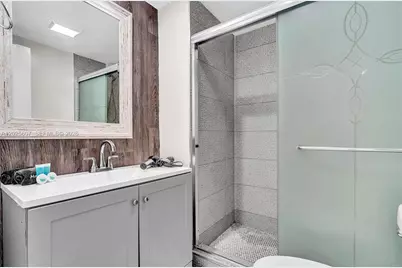 10004 E Bay Harbor Dr #5, Bay Harbor Islands, FL 33154 - Photo 17