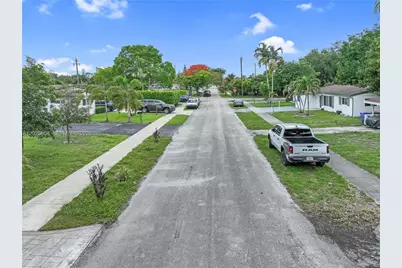 6661 Douglas St, Hollywood, FL 33024 - Photo 31