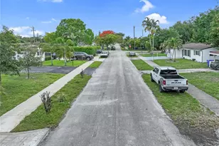 6661 Douglas St, Hollywood, FL 33024 - Photo 31