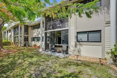 927 NE 199th St #103, Miami, FL 33179 - Photo 19