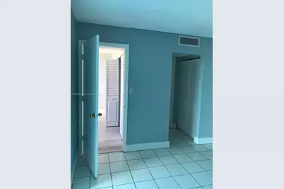 1251 NE 108th St #612, Miami, FL 33161 - Photo 17
