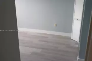 1251 NE 108th St, Miami, FL 33161 - Photo 23