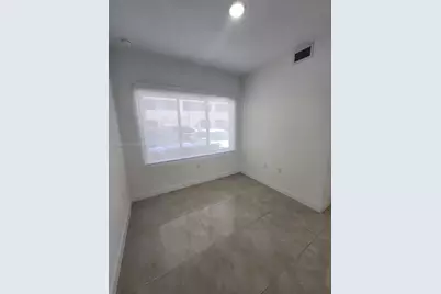 14560 SW 261st St #EFFICIENCY, Homestead, FL 33032 - Photo 3