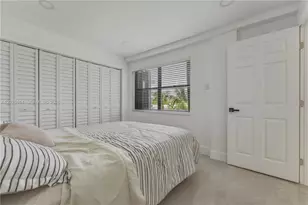 3702 NE 171 St, North Miami Beach, FL 33160 - Photo 13