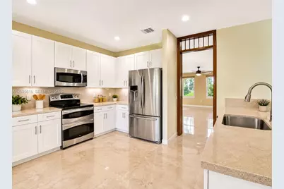 1319 Croton Ct #1, Weston, FL 33327 - Photo 7