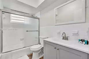 10002 E Bay Harbor Dr, Bay Harbor Islands, FL 33154 - Photo 17