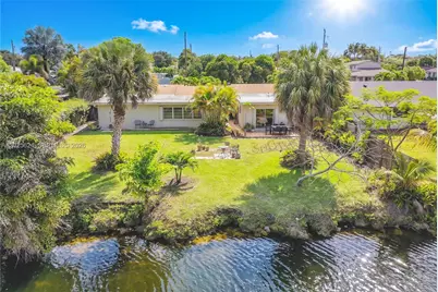 9231 SW 16th St, Miami, FL 33165 - Photo 3