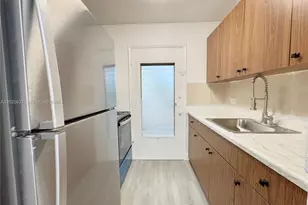 610 NE 123rd St, North Miami, FL 33161 - Photo 11