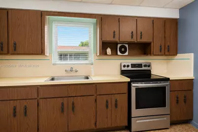 [Address not provided], Miami, FL 33135 - Photo 5