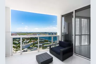 18201 Collins Ave #5303, Sunny Isles Beach, FL 33160 - Photo 19