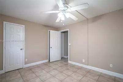715 NE 6th St #9, Fort Lauderdale, FL 33304 - Photo 11