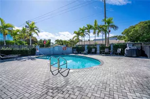 715 NE 6th St, Fort Lauderdale, FL 33304 - Photo 15