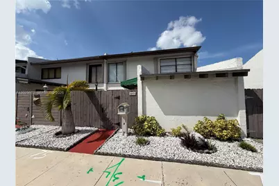 10971 SW 69 Terrace #10971, Miami, FL 33173 - Photo 1