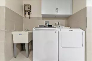 9501 E Palmetto Club Ln E, Palmetto Bay, FL 33157 - Photo 27
