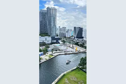 350 S Miami Ave #2302, Miami, FL 33130 - Photo 19