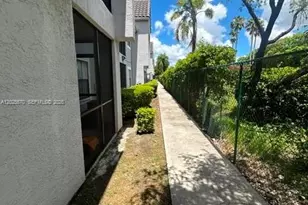 15070 SW 103rd Ln, Miami, FL 33196 - Photo 7