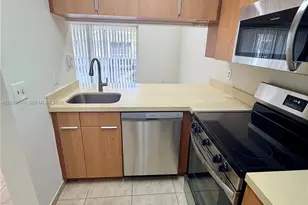 19216 Glenmoor Dr, West Palm Beach, FL 33409 - Photo 11