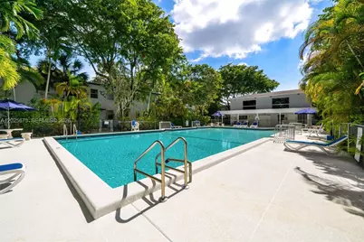 5605 SW 80th St #10D, Miami, FL 33143 - Photo 33