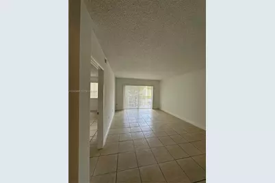 10900 SW 104th St #210, Miami, FL 33176 - Photo 3