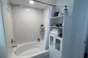 18800 NE 29th Ave, Aventura, FL 33180 - Photo 11