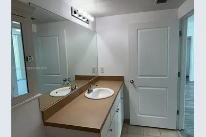1250 S Miami Ave #1303, Miami, FL 33130 - Photo 23