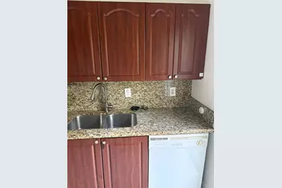 117 SE 3rd Ave #7, Hallandale Beach, FL 33009 - Photo 3