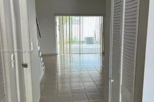 4424 W 12th Ln, Hialeah, FL 33012 - Photo 3