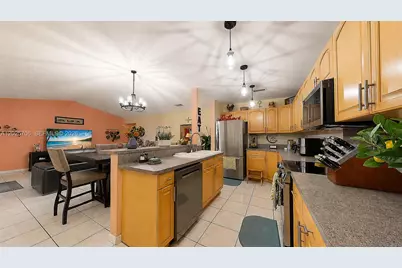 1633 Greer Ave, Homestead, FL 33035 - Photo 11